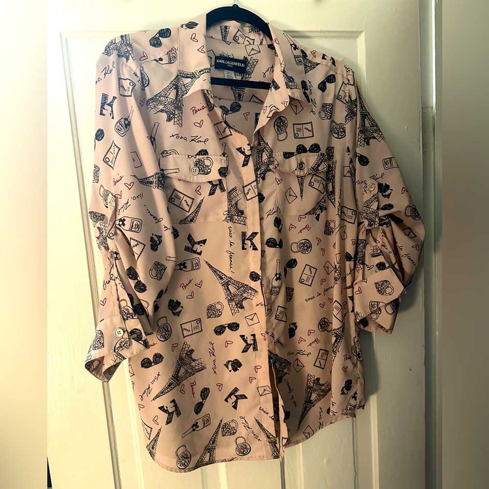 Karl Lagerfeld graphic light pink button down blouse. Size XL.